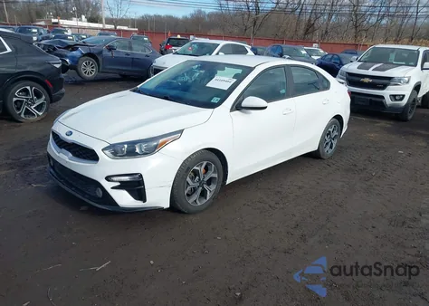 2021 Kia Forte Lxs из США, поврежденный, VIN 3KPF24AD0ME268105